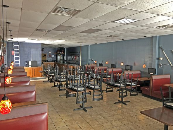 1320 Washington Rd, Washington, IL 61571